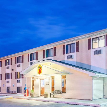 ซูเปอร์ 8 บาย วินด์แฮม เบอร์ลิงตัน Hotel ภายนอก รูปภาพ