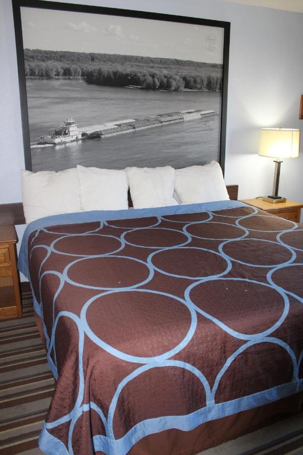 ซูเปอร์ 8 บาย วินด์แฮม เบอร์ลิงตัน Hotel ภายนอก รูปภาพ