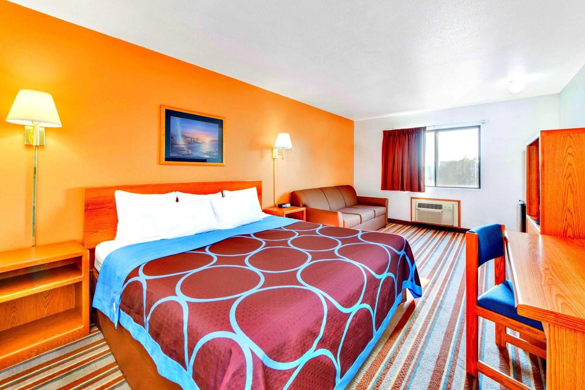ซูเปอร์ 8 บาย วินด์แฮม เบอร์ลิงตัน Hotel ภายนอก รูปภาพ
